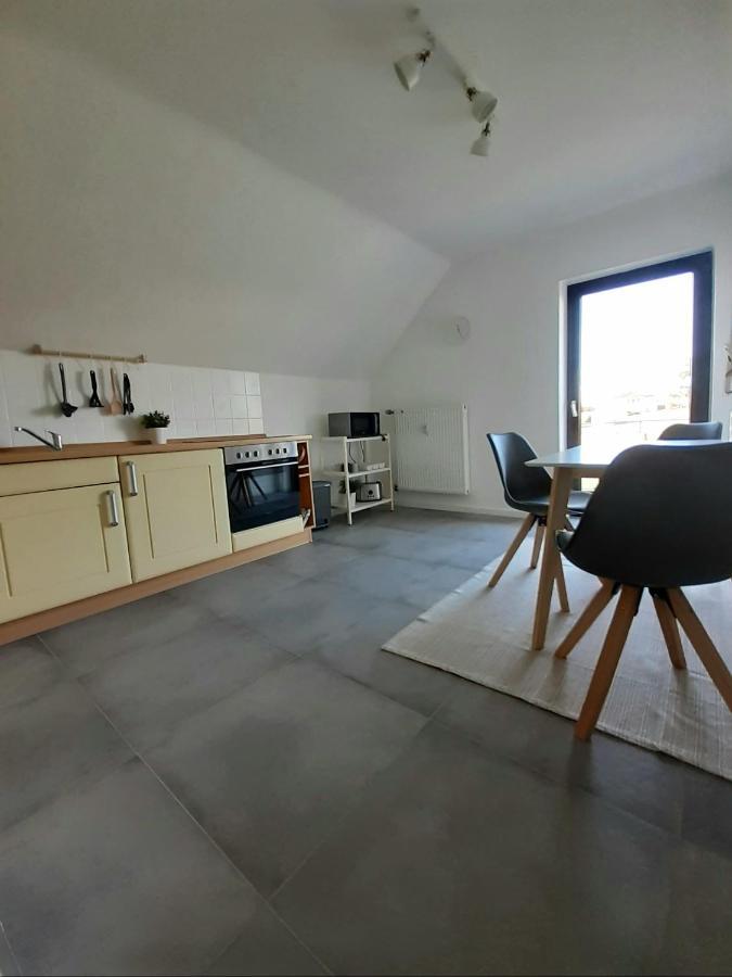 Apartment Eifeltraum-schöne Mit Balkon